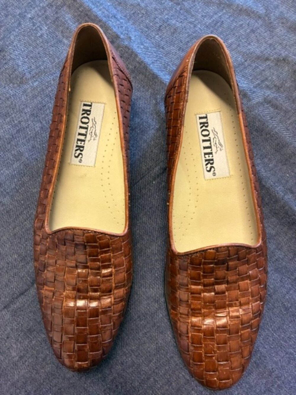 Trotters Woven Leather Loafers Made In Brazil